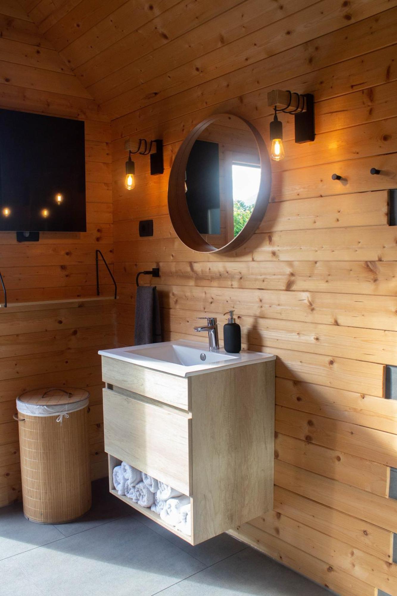 Hiska-Glamping Hotell Ajdovščina Exteriör bild